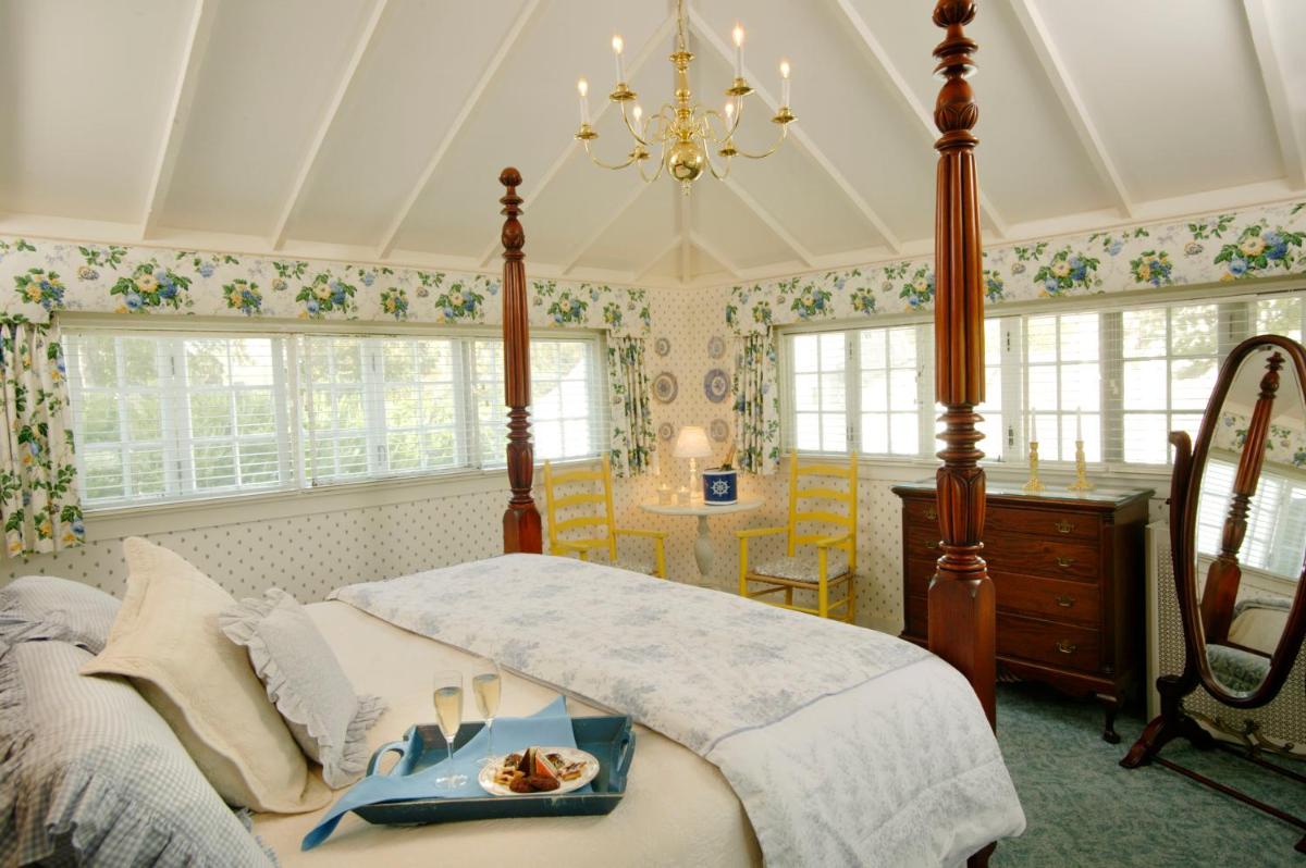Captain's House Inn - Housity
