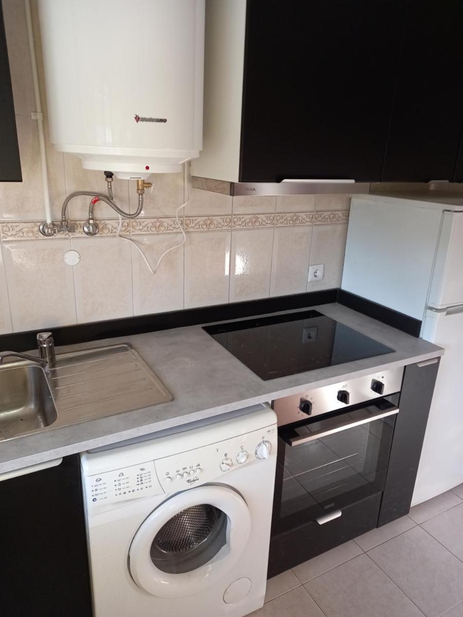 Mira House - Housity