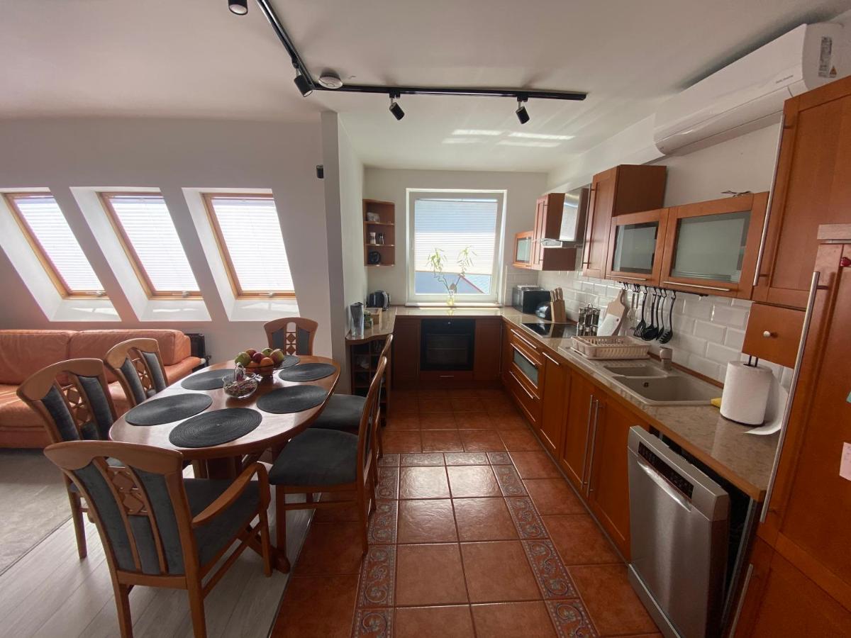 Apartament Dwupoziomowy - klimatyzacja - Housity