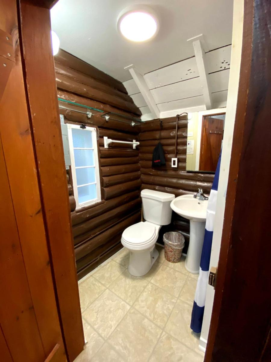 Pine Grove Cottages - Housity
