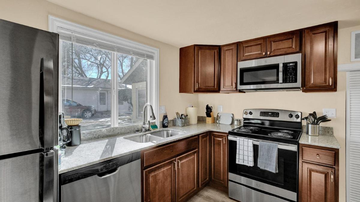 Your Nest Away from Home - Housity