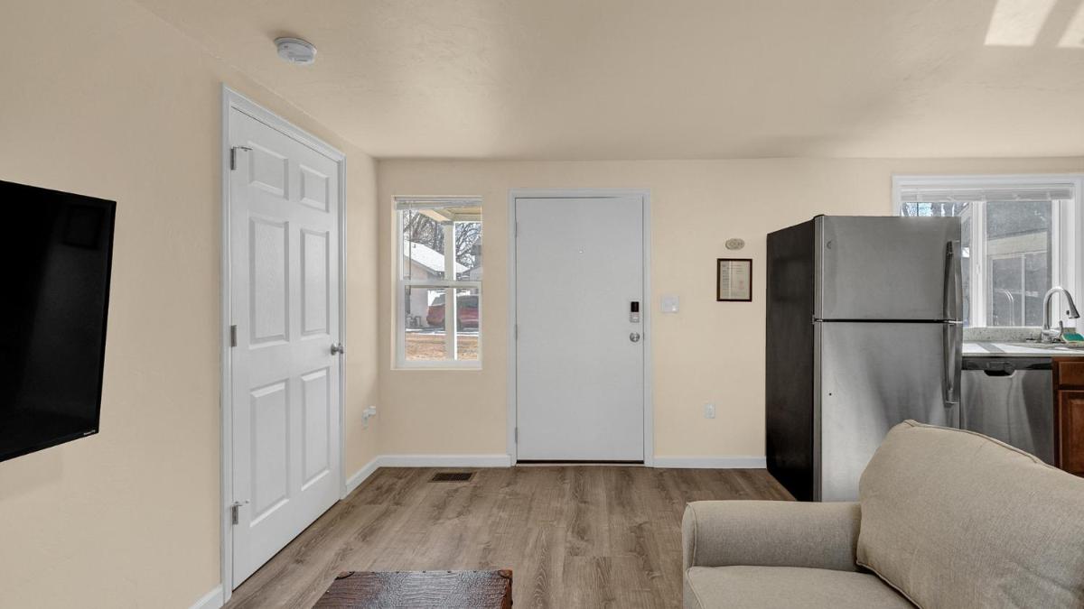 Your Nest Away from Home - Housity
