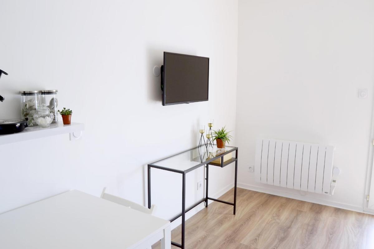 Studio Belle vue Bordeaux - Parking privé - Netflix - Tram A - Hizvo