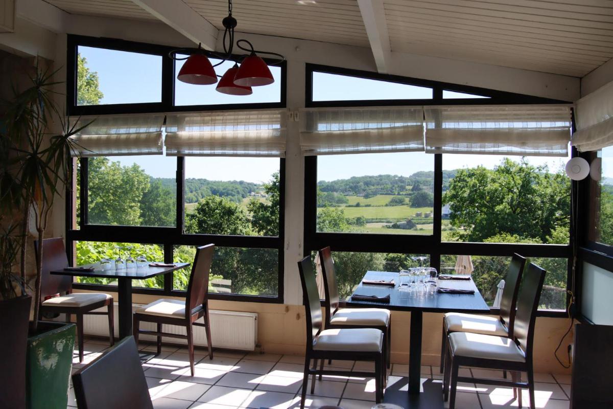 Auberge des 7 Tours - Housity