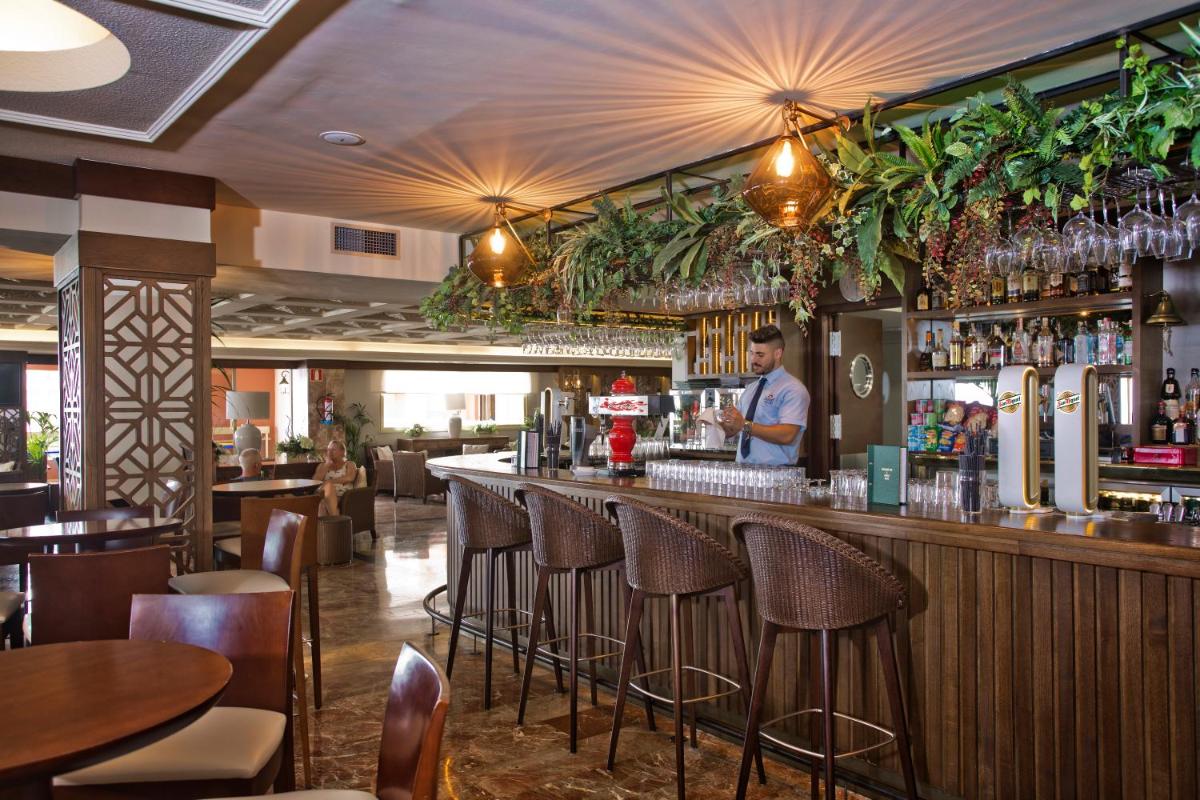 Sunset Beach Club Hotel Apartments - Housity