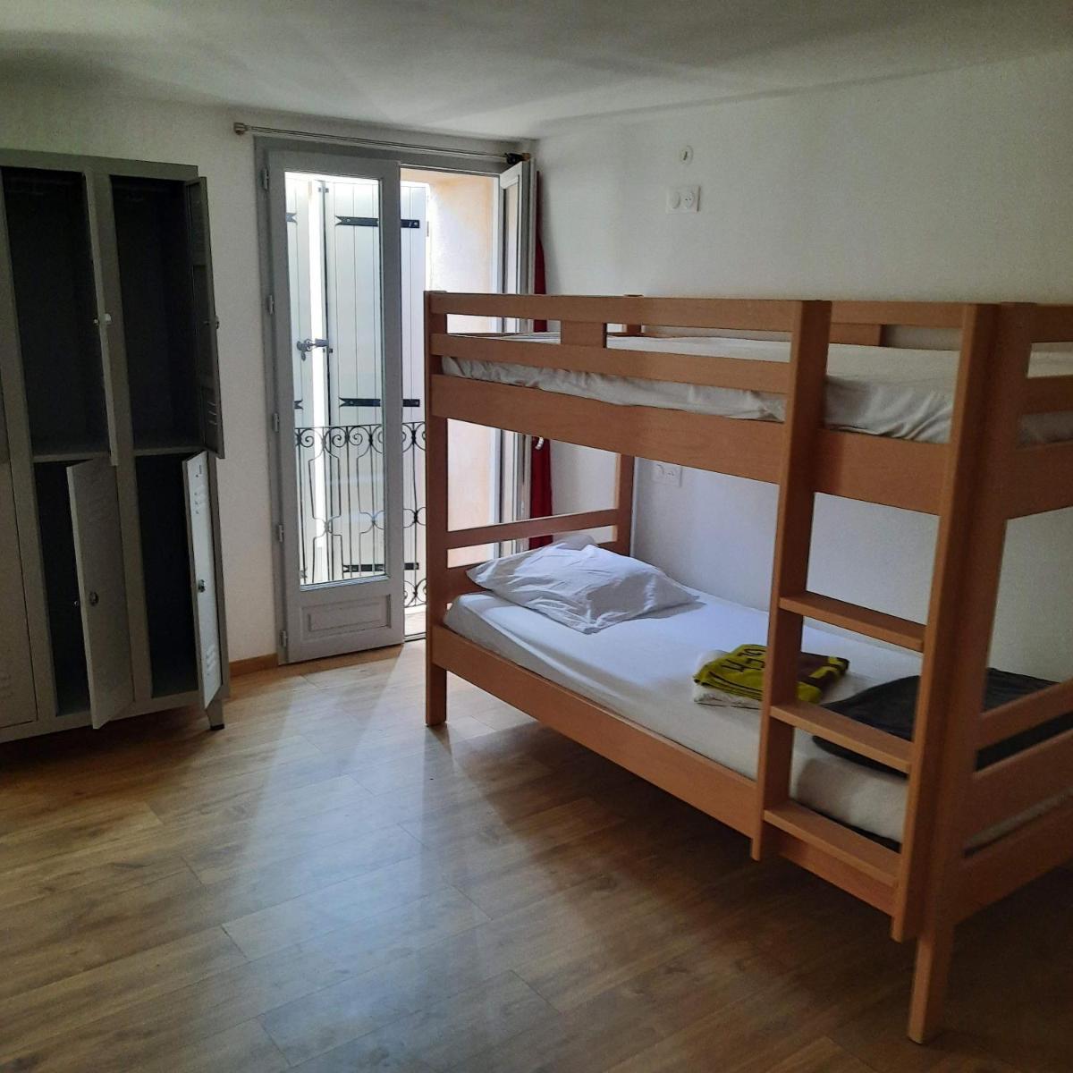 Hostel Le Diablotin - Housity