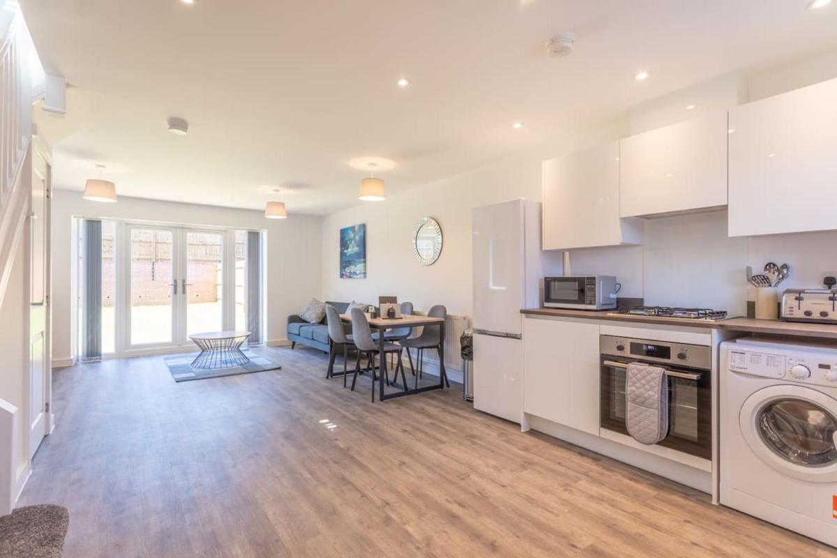 Gorgeous 3 bedroom house in Derby city centre - Housity