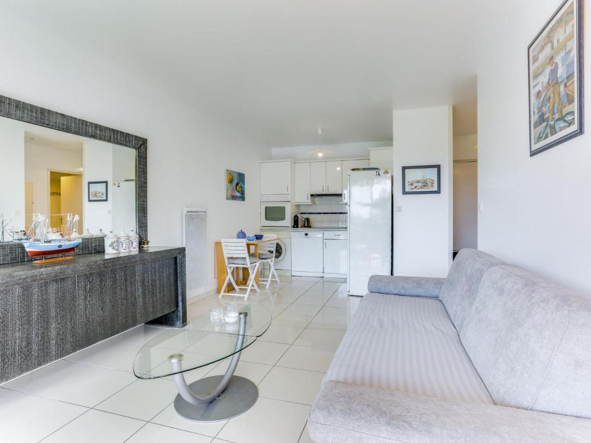Apartment Le Clos Saint Vincent-1 by Interhome - Housity