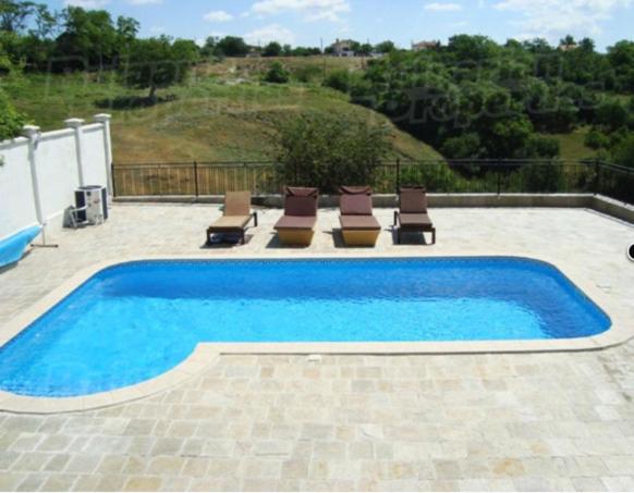 Villa Flemish - Housity