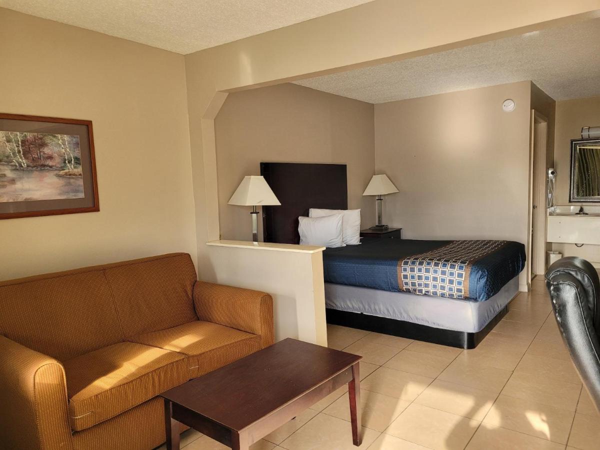 Highland Inn Denham Springs Baton Rouge East - Housity