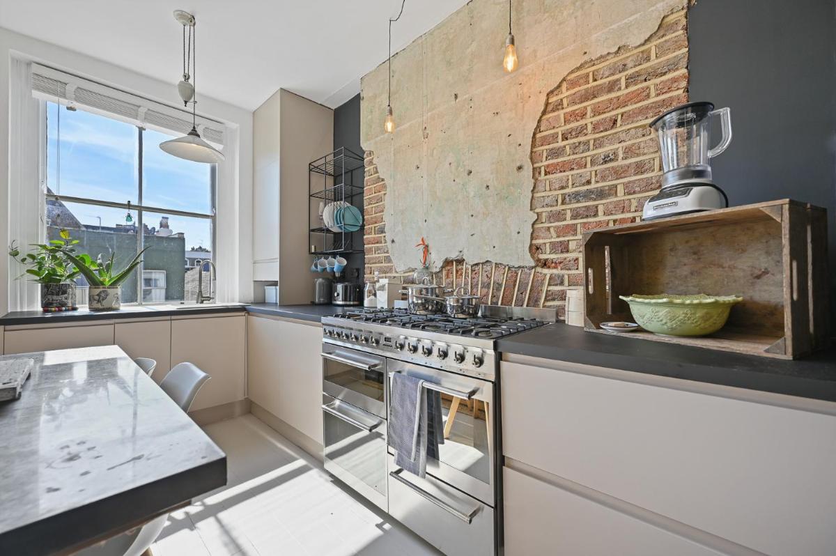 Portobello Chic by Electric Cinema - Housity