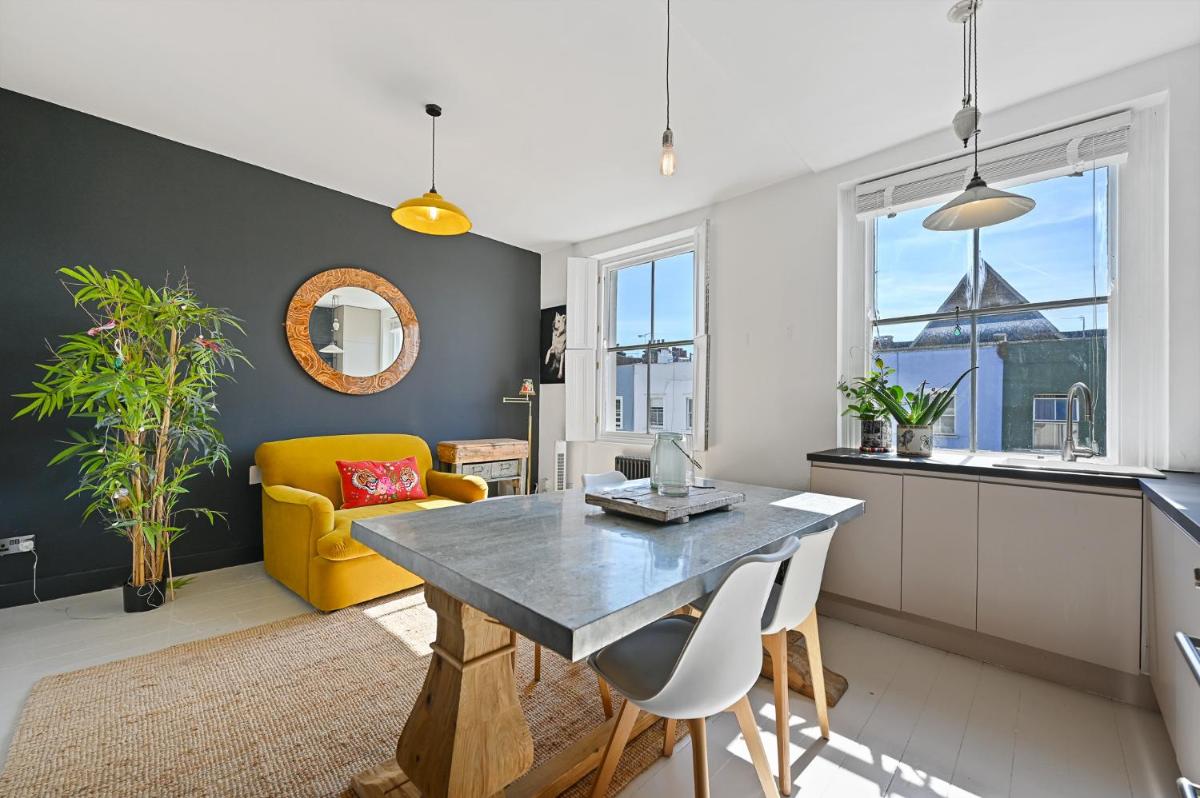 Portobello Chic by Electric Cinema - Housity