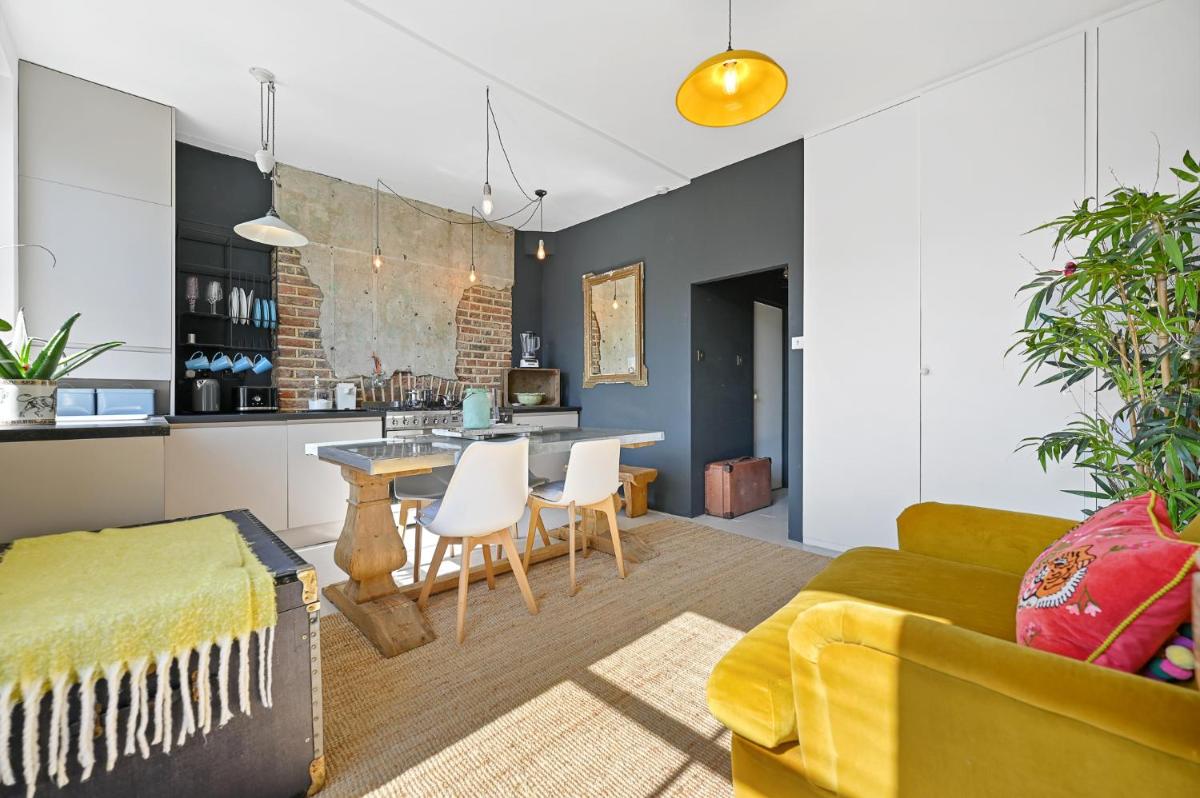 Portobello Chic by Electric Cinema - Housity