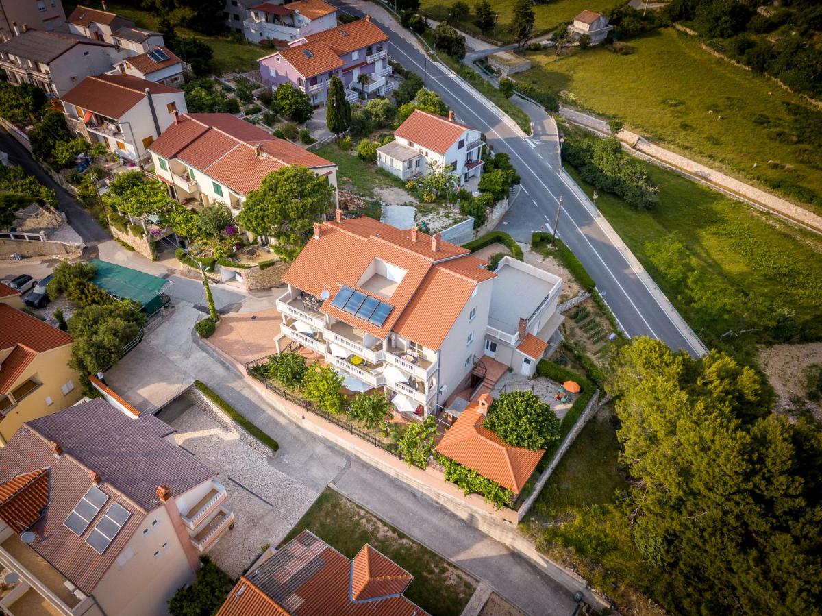 Katarina Apartments - Housity