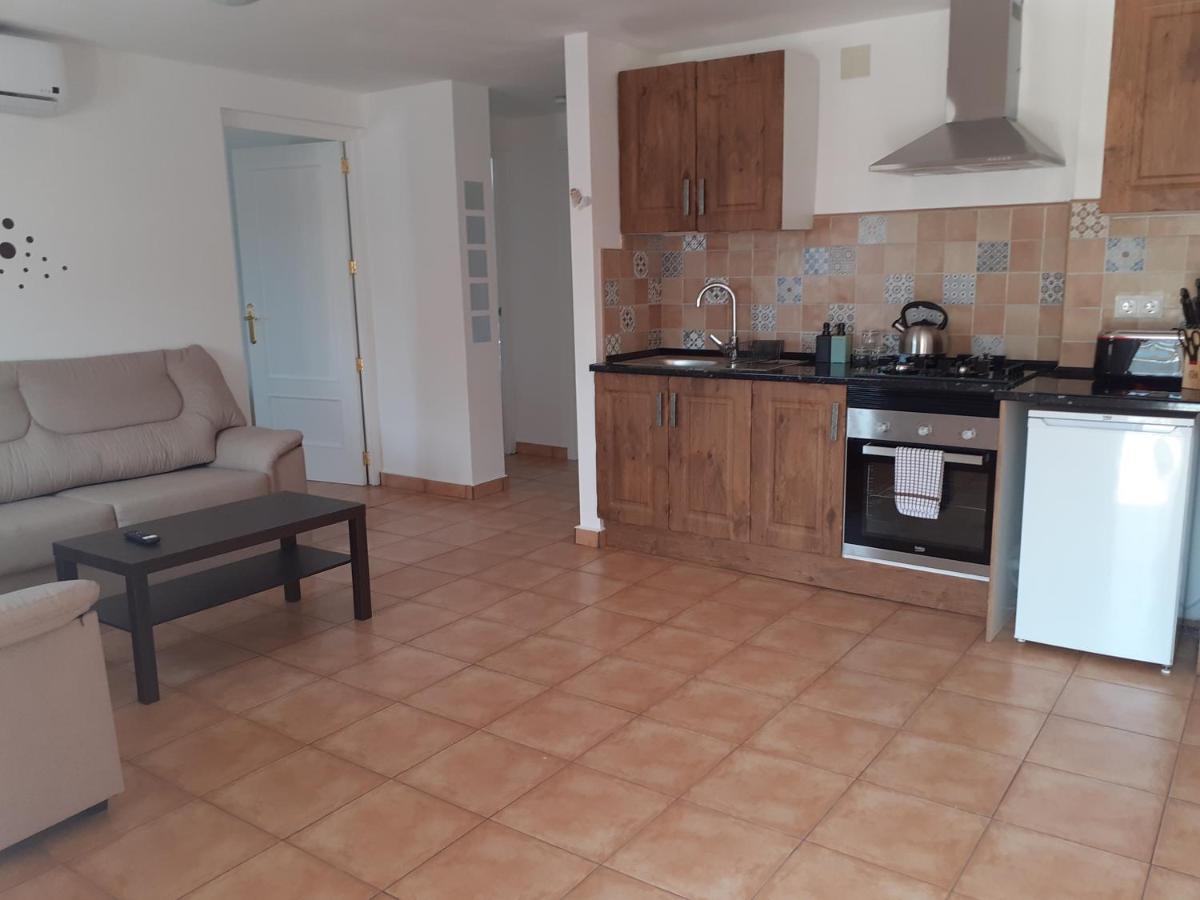 Casa Rural Los Tres Amigos for holidays and business - Housity