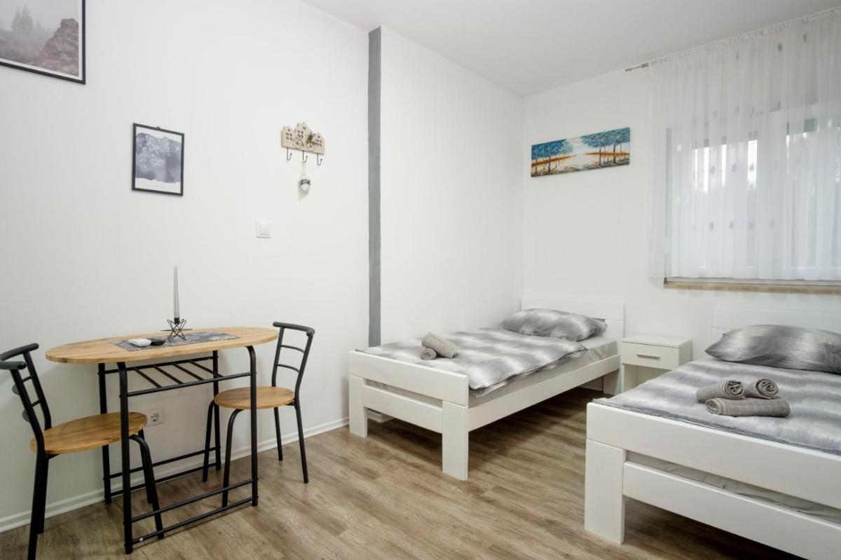Ana ROOMS - Housity