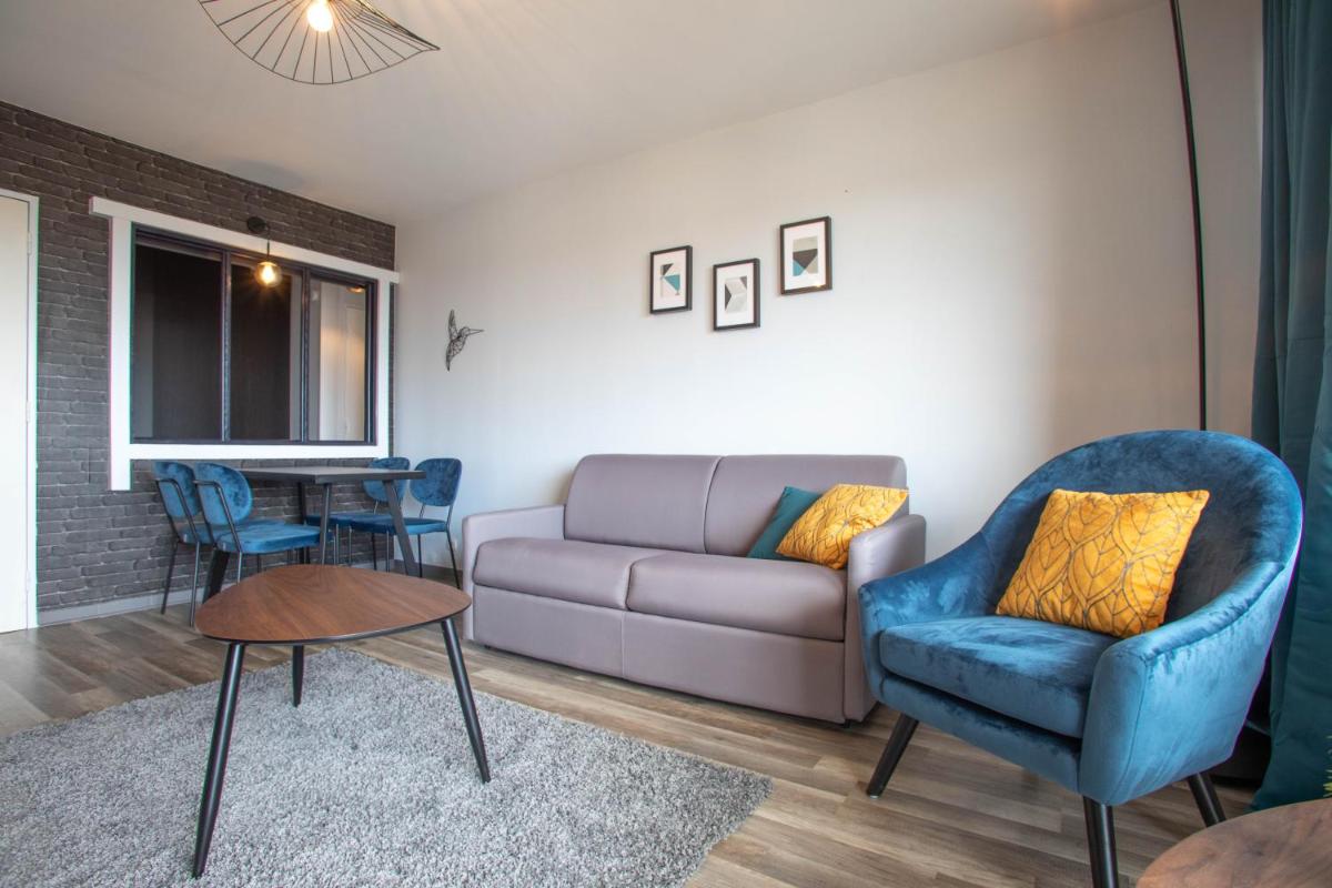 Strasbourg Urban Chic Cathedral View - parking, tram, 8 min city center - Housity