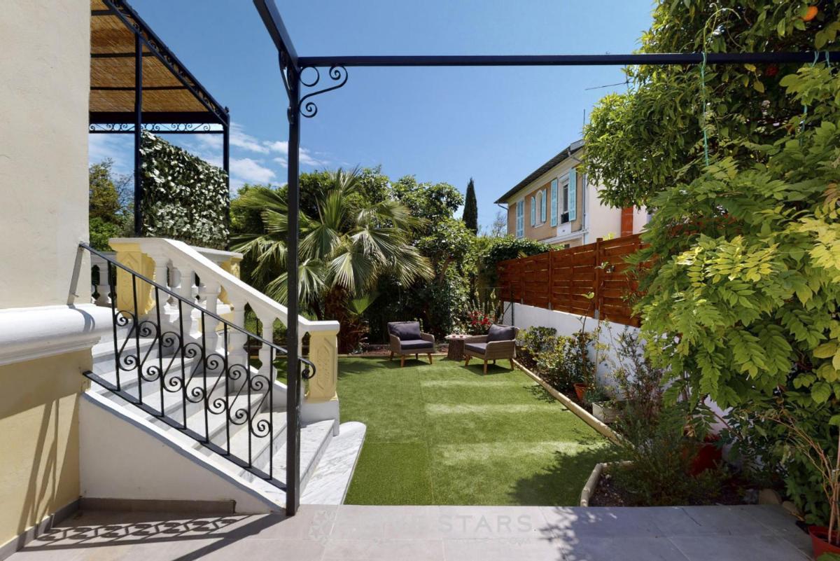 Villa Capriciosa - Five Stars Holiday House - Housity