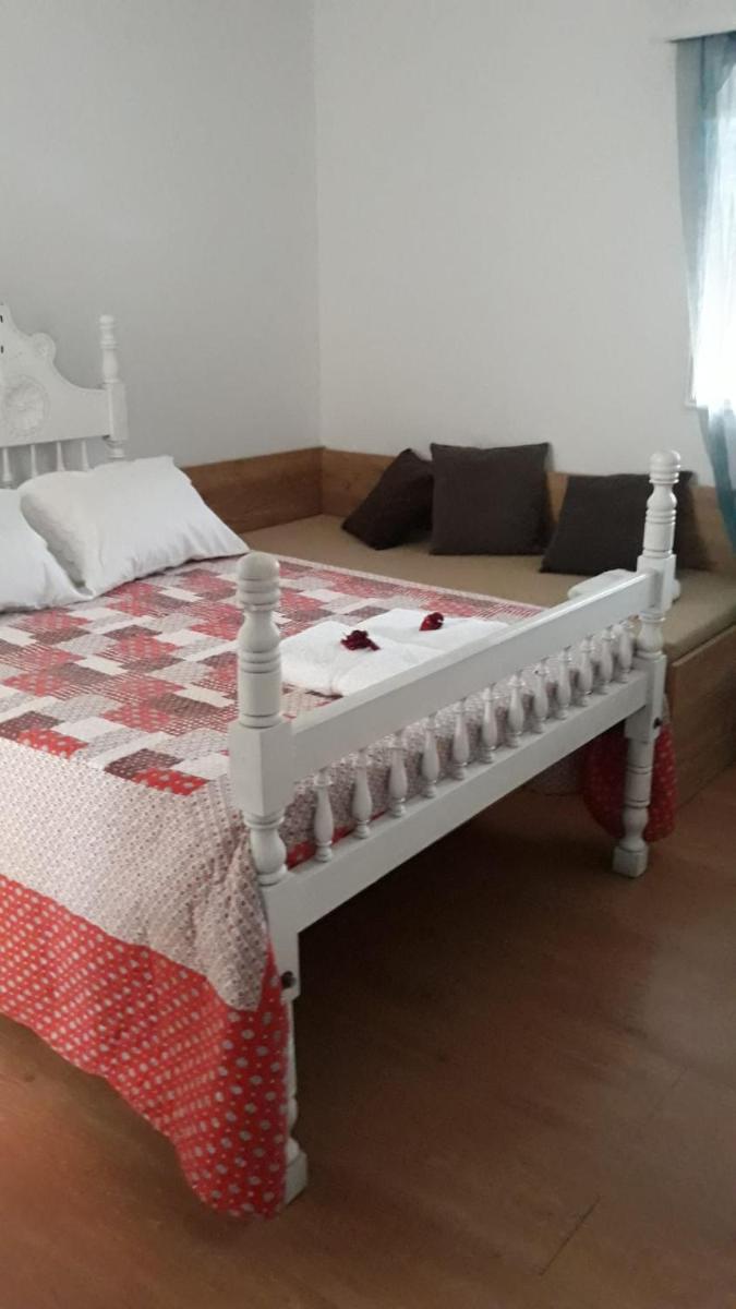 Casa na aldeia - Housity