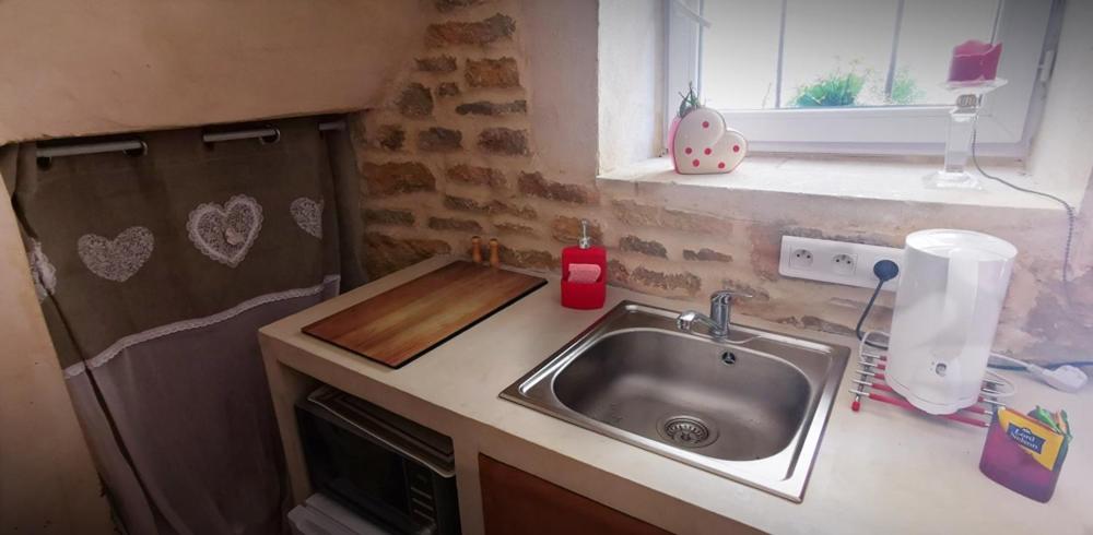 Chambre d hote de charme avec plein d authenticité du 13 ème siècle - Housity
