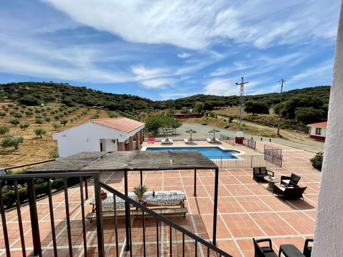 Santa Marta complejo rural con pista de padel - Housity