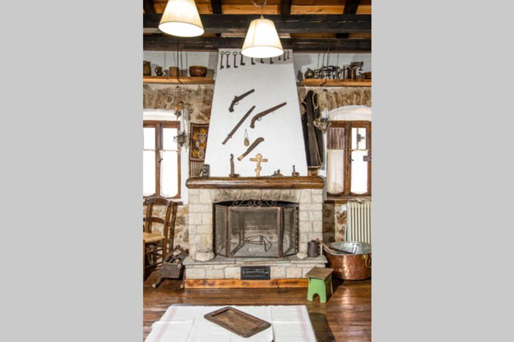 PONTINOS OLD HOUSE - Housity