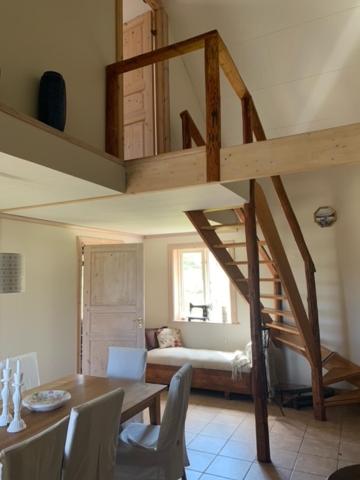Hultets gård - Housity