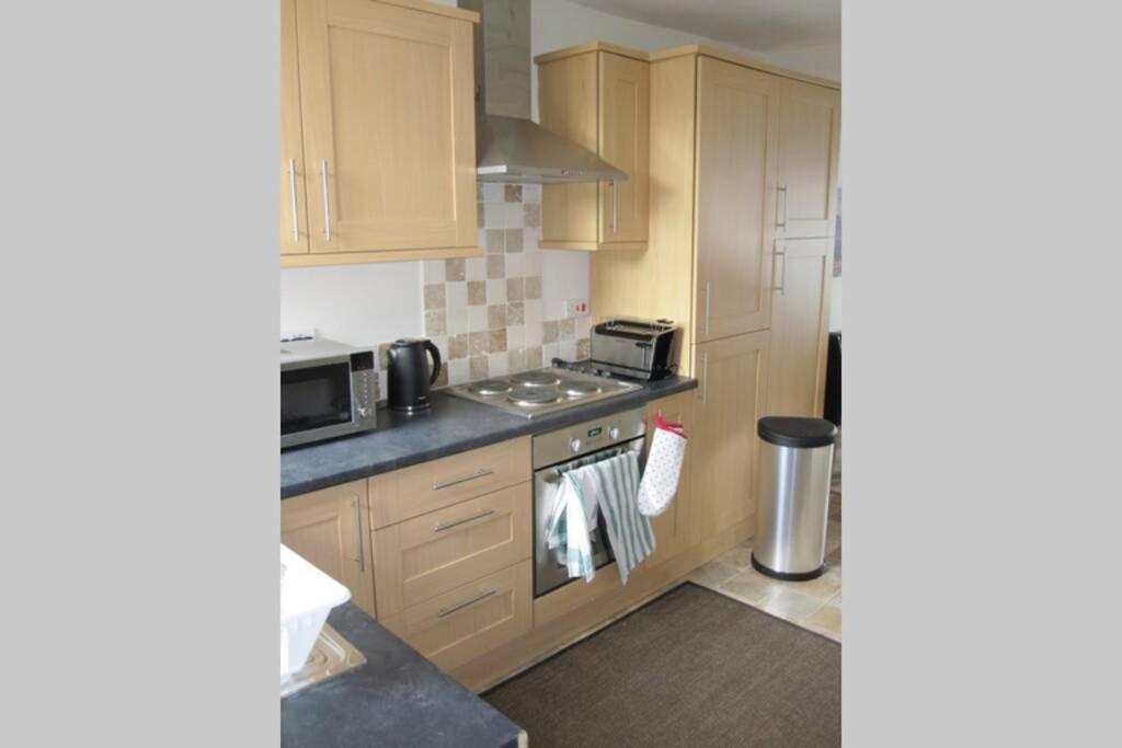 Spire View Apartment - Hizvo