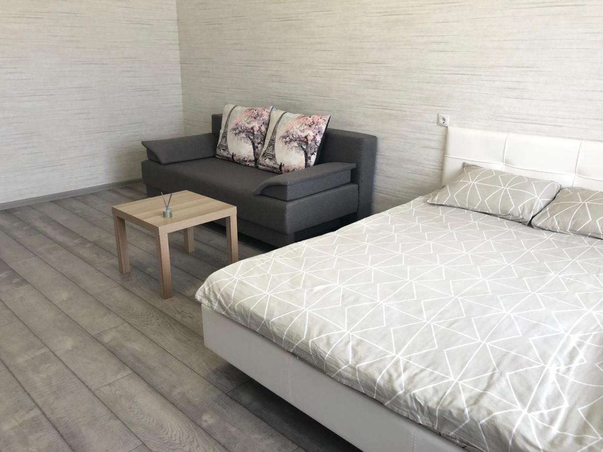 Apartments Mari Мичуринская, 130 - Housity