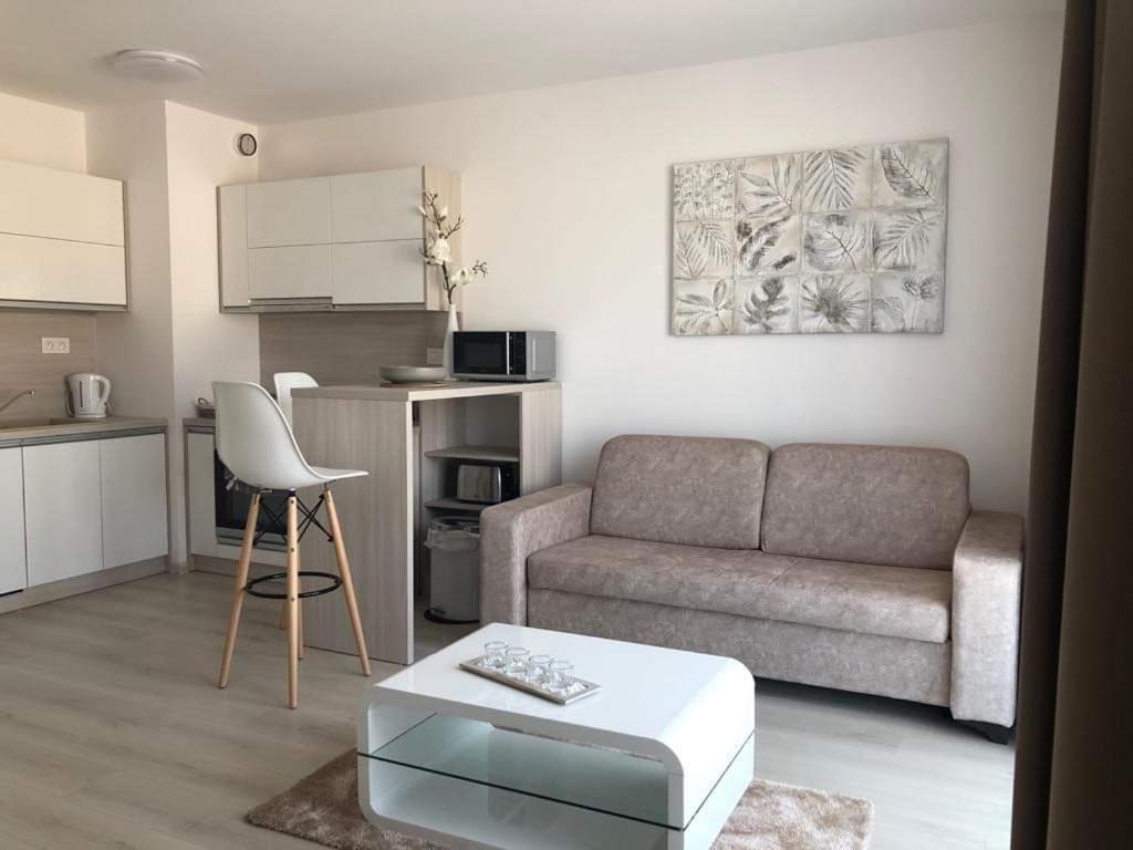 Urban Residence C707, free garage parking - Housity