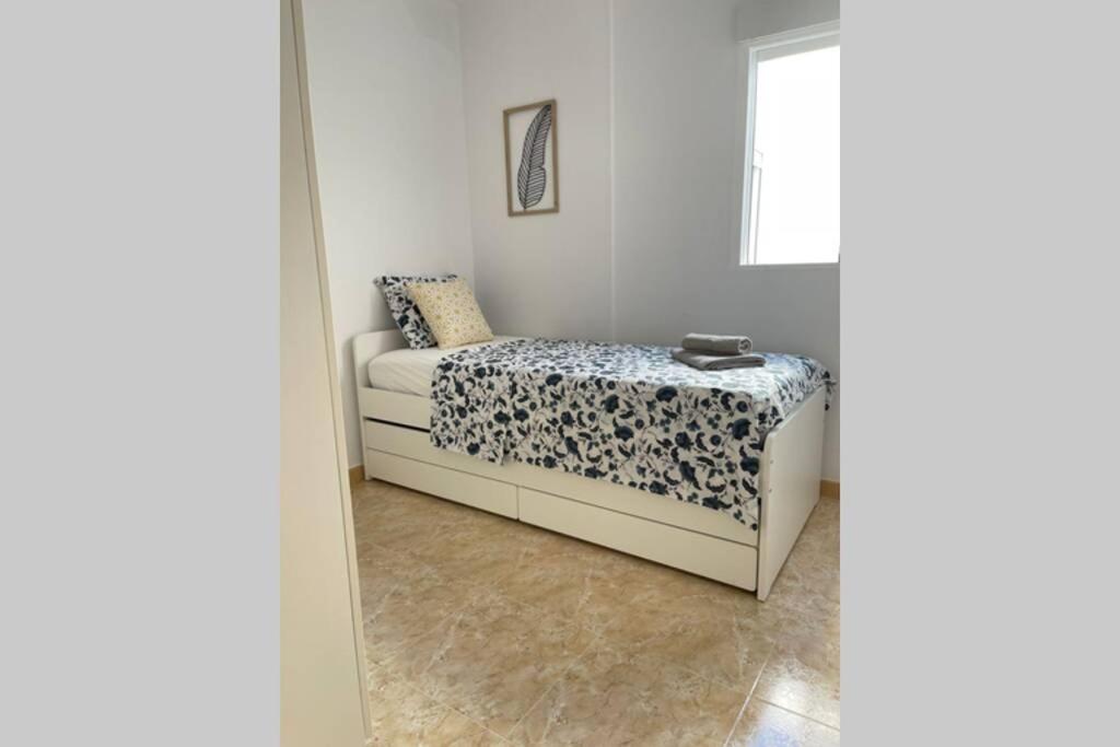 UIM Mediterraneo Poeta 5 Wifi - Housity