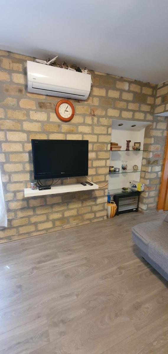 Bakina kuća - Housity