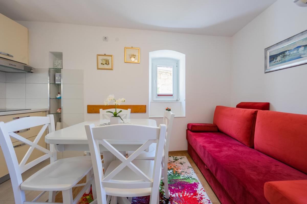 Apartments Karoca - Housity