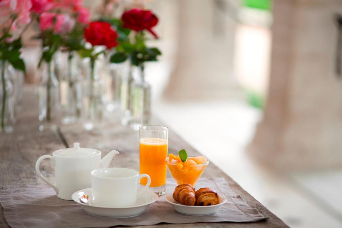 Nourriture dans l'hôtel ou à proximité