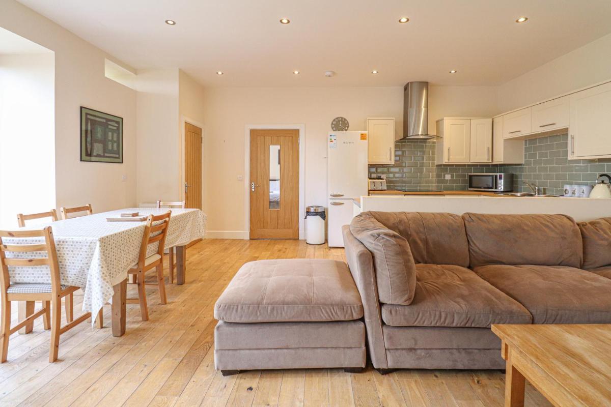 Fantastic Cottage in Loch Lomond National Park - Housity