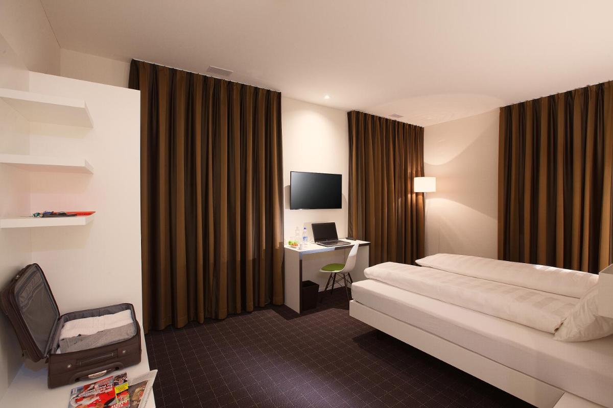 b-smart motel Sevelen - Housity