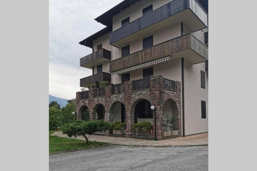 Appartamento Residence Castel Carlotta - Hizvo