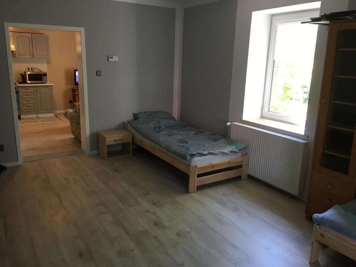 Cena za całe mieszkanie - Housity