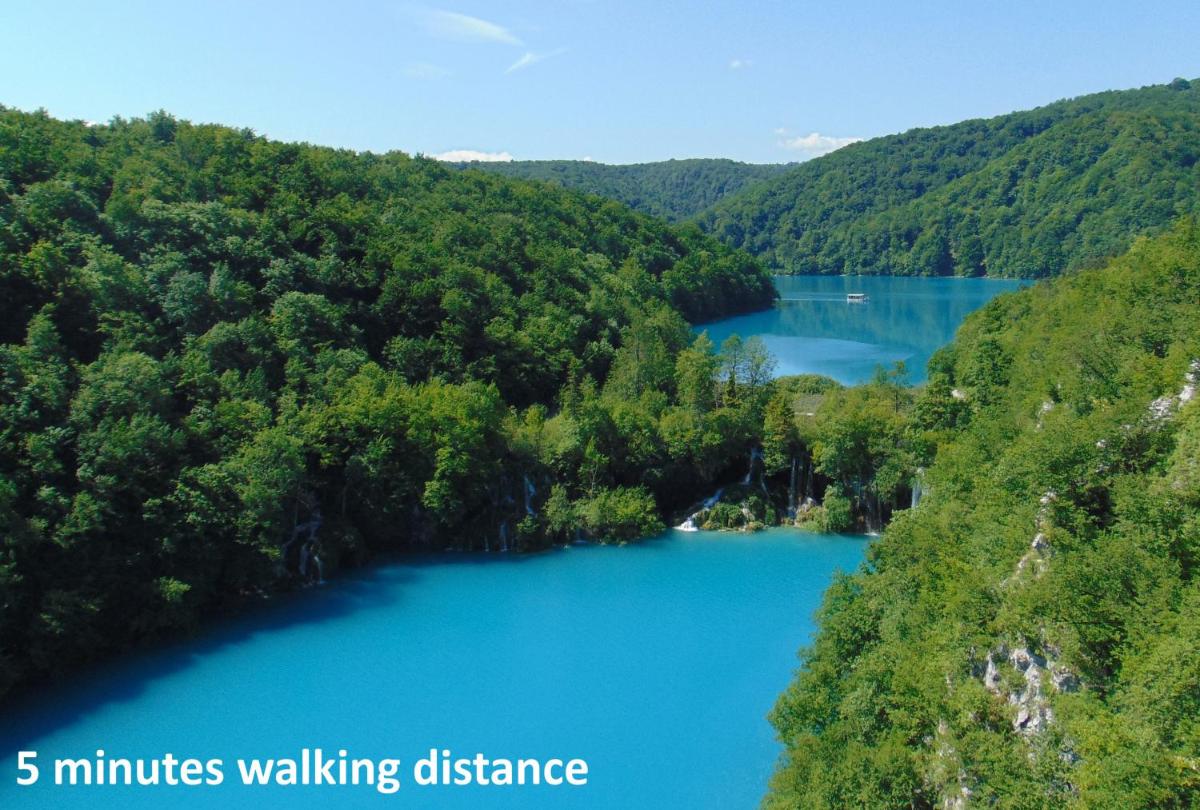 B&B Lower Lakes Plitvica Selo - Housity