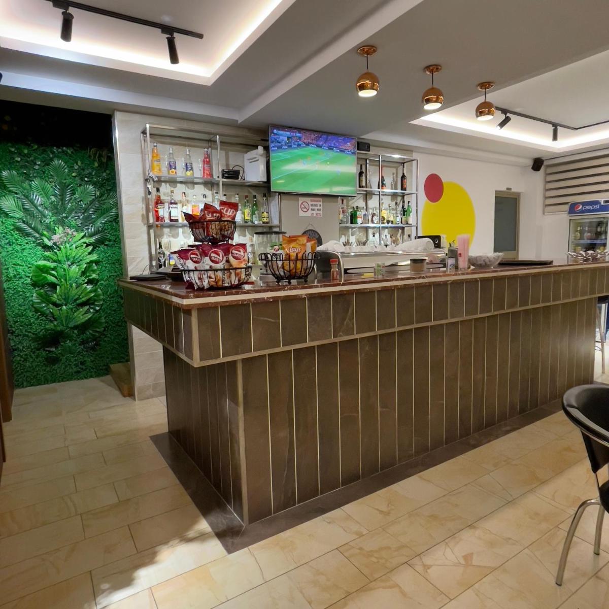 Bobi Hotel - Housity