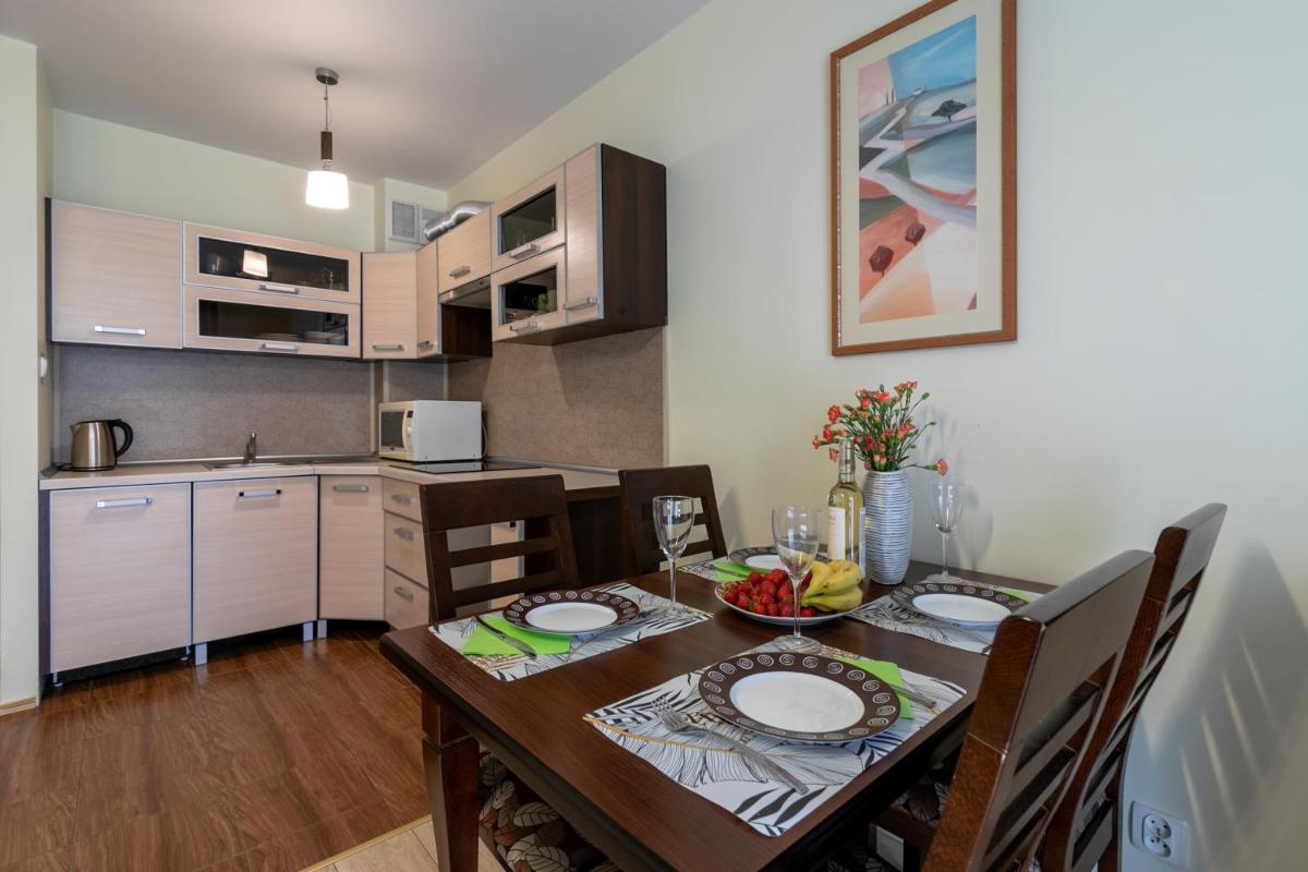 TriApart Amber Jantar VII - Housity