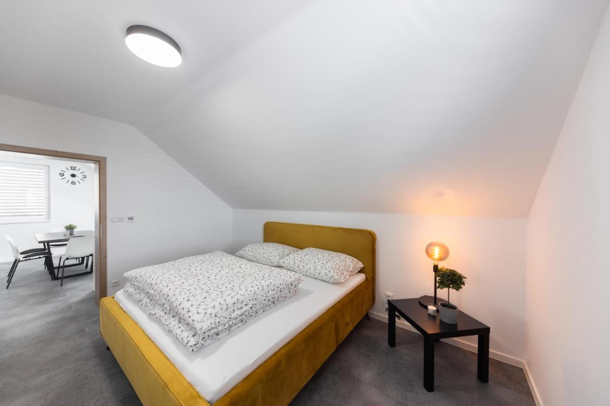 Marley & Me Apartments - Housity