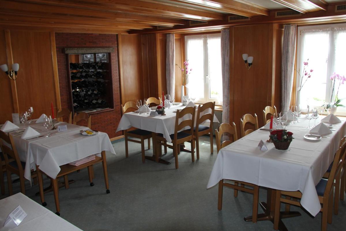 Hotel Restaurant Rössli - Housity