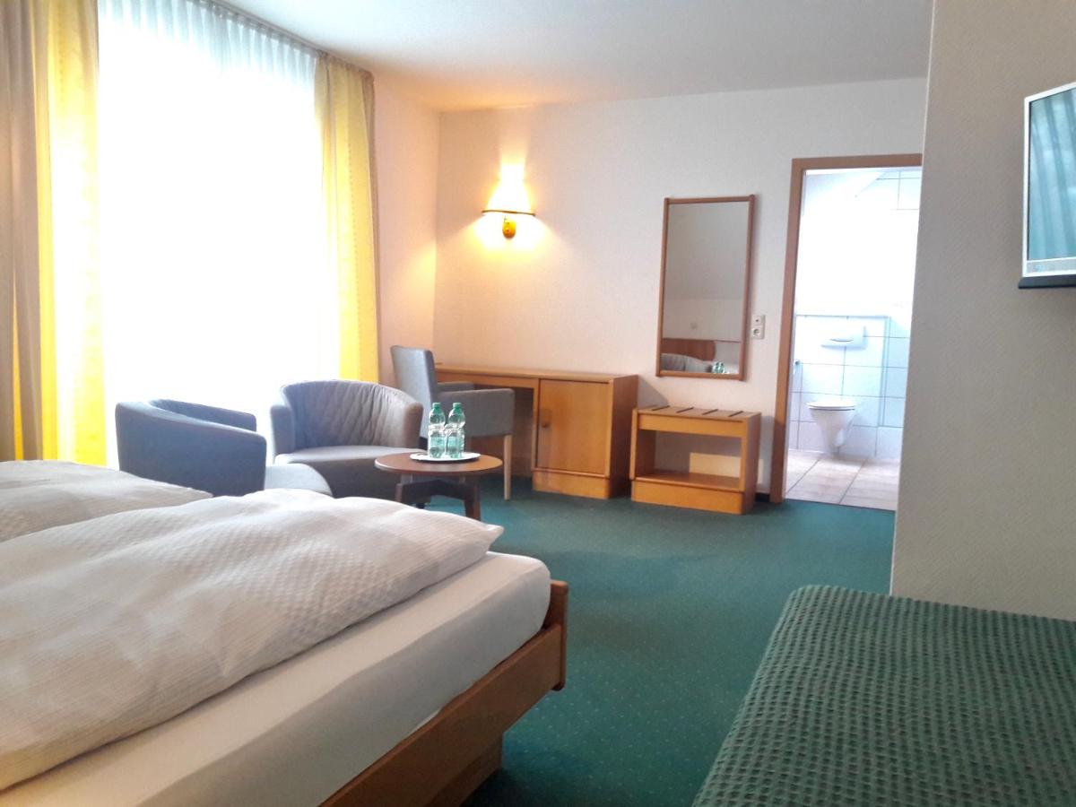 Pension Dirkschnieder - Housity