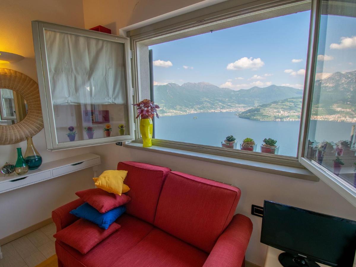 Cherubino - stunning lake view with swimming pool - Housity