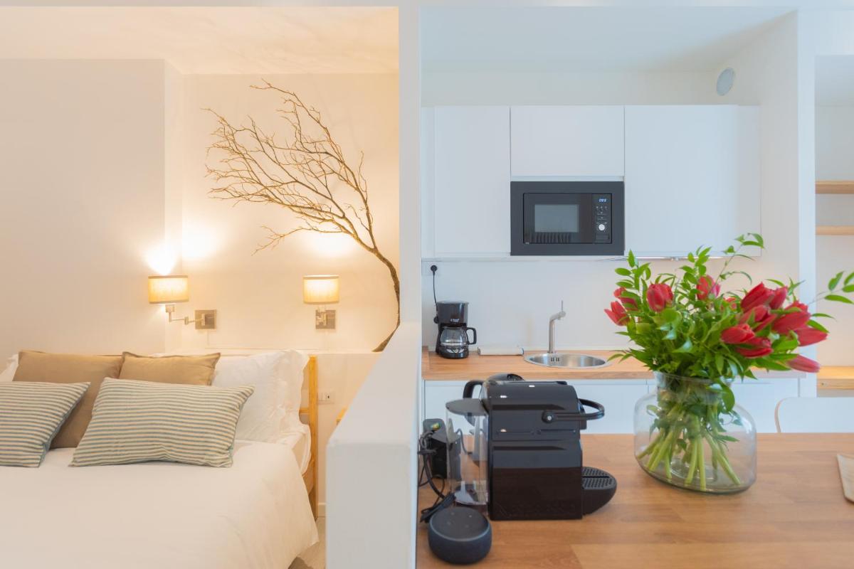 Suitetrails - Enchanted Como Lake - Tremezzo Apartments by Rent All Como
