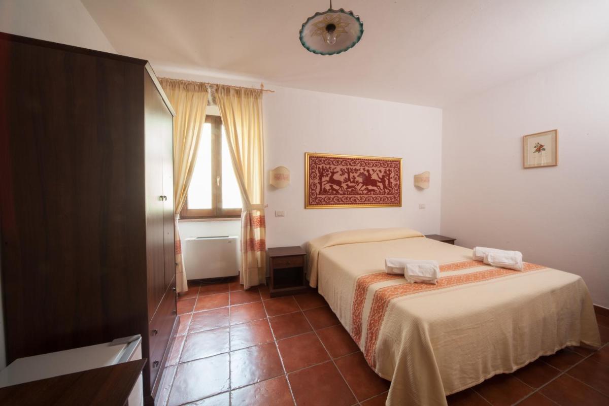 AFFITTA CAMERE CASA DELLE ROSE - Housity