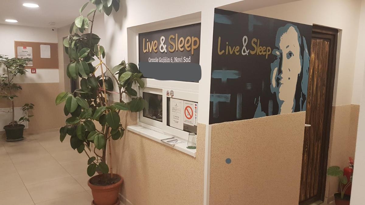 Live & Sleep - Housity