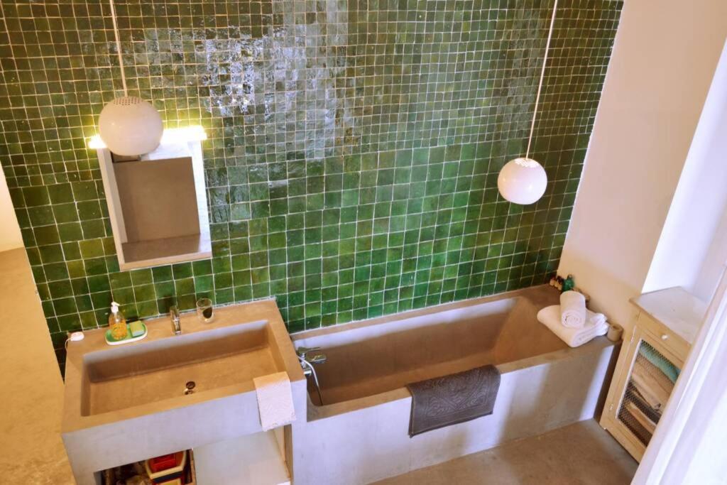 06J - Superb Duplex Loft with AC - SEA VIEW - Housity