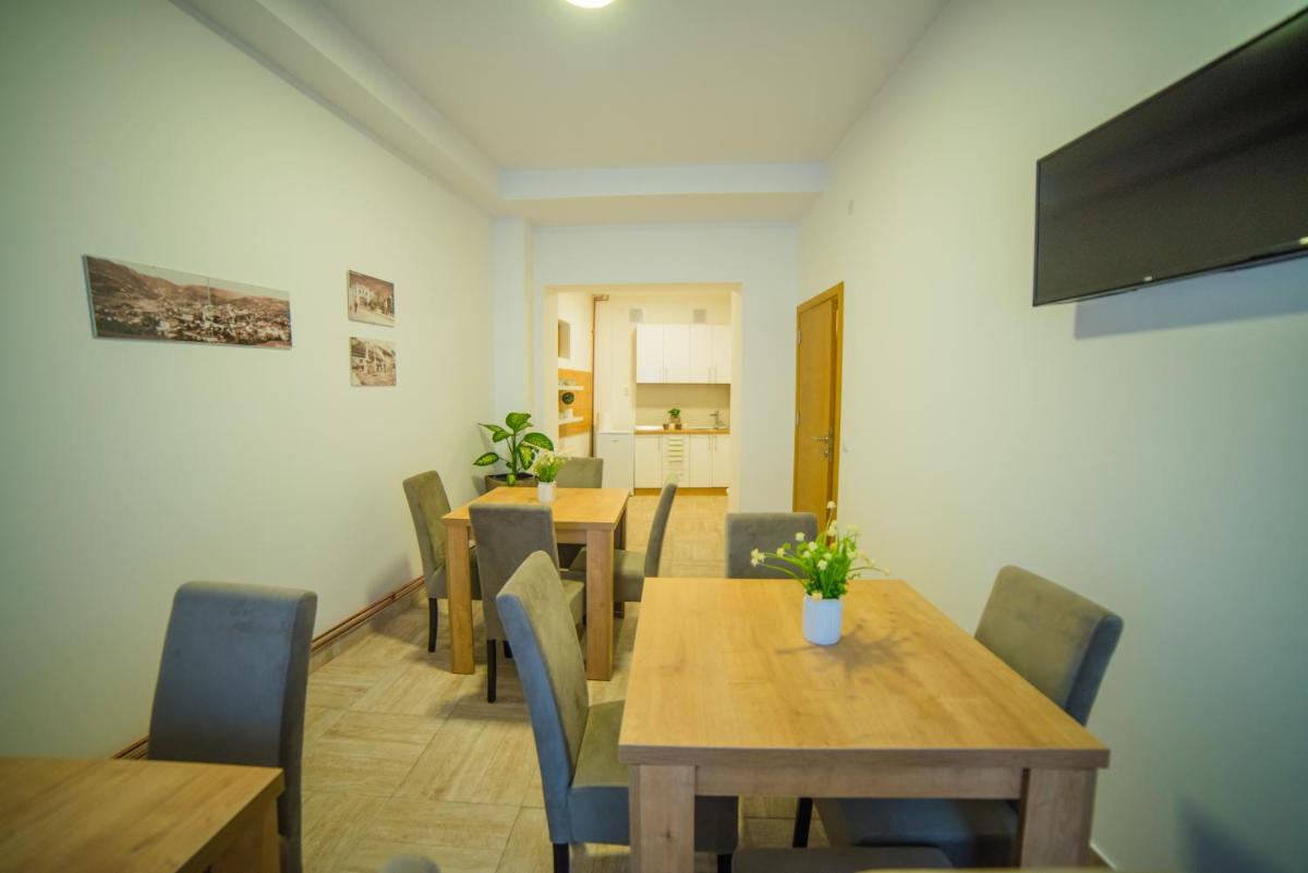 Užički konak - Housity